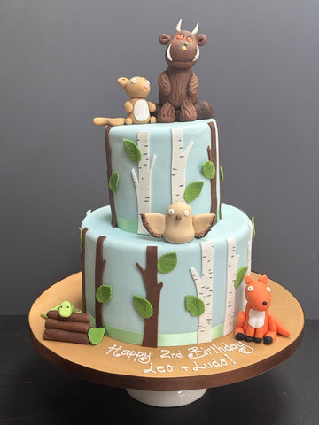 Birthday cake themed with Gruffalo