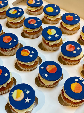 Space and planet themed cupcakes