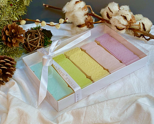 Box of christmas cracker cookies available for postal delivery across the uk