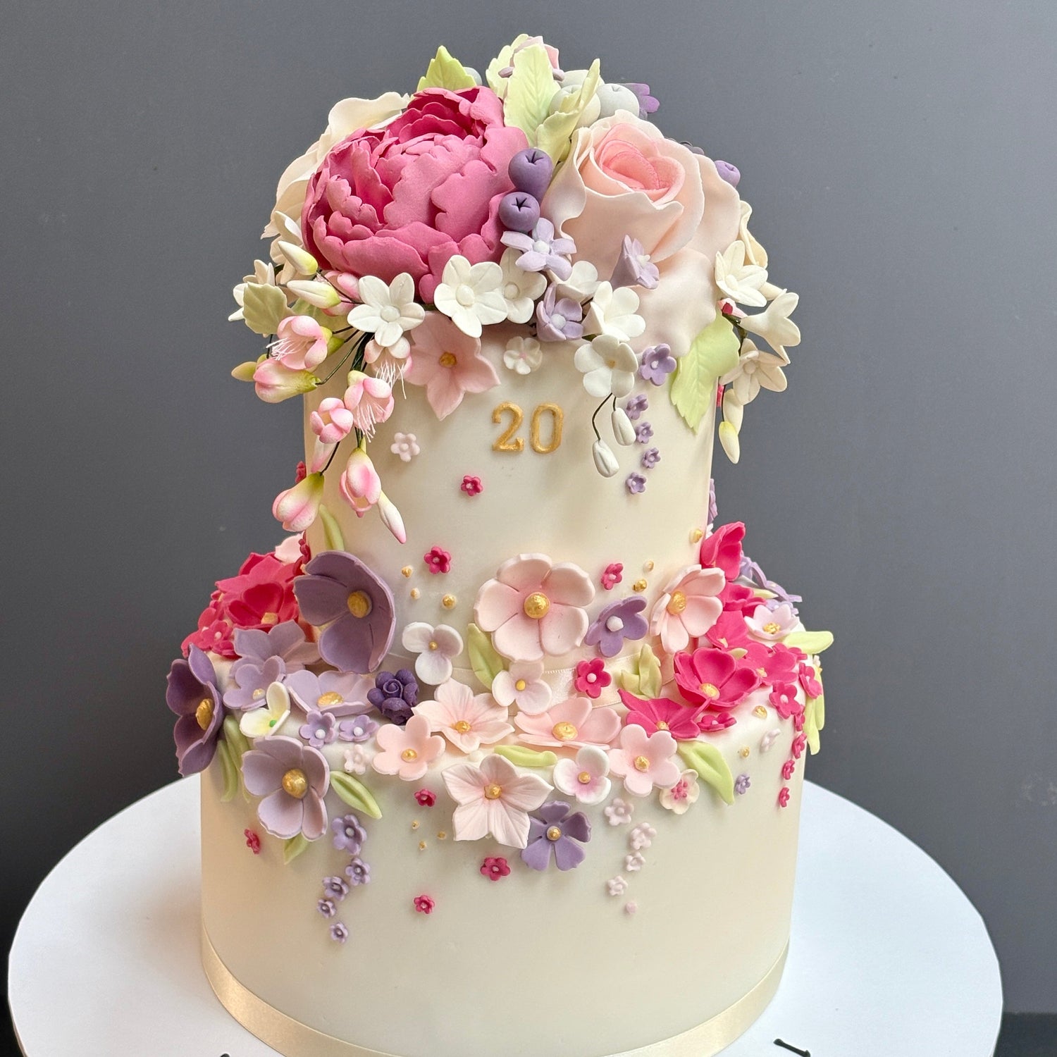 2 tier cake with flowers